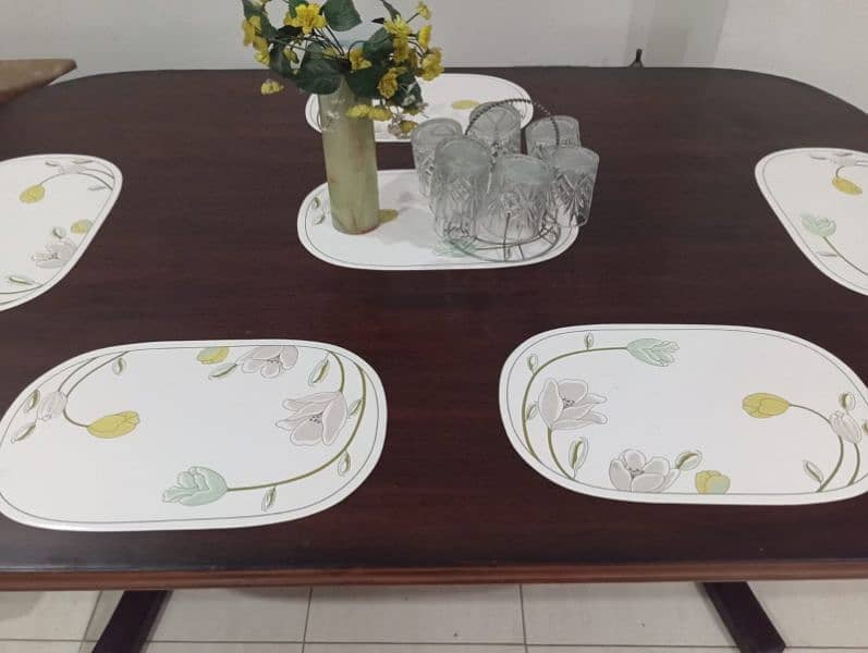 6 Chairs Dining Table for Sale 6