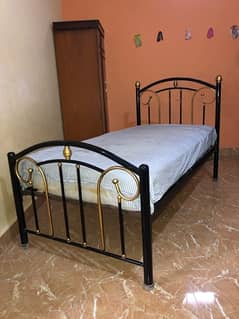 single bed made of pure iron pipes with single molty foam spring bed