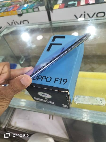 Oppo F19 0