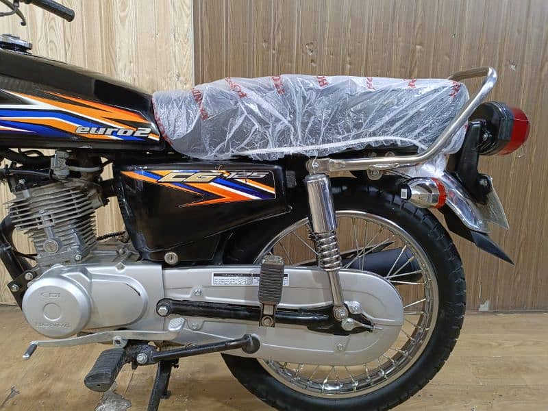 Honda CG 125 2018 Model 5