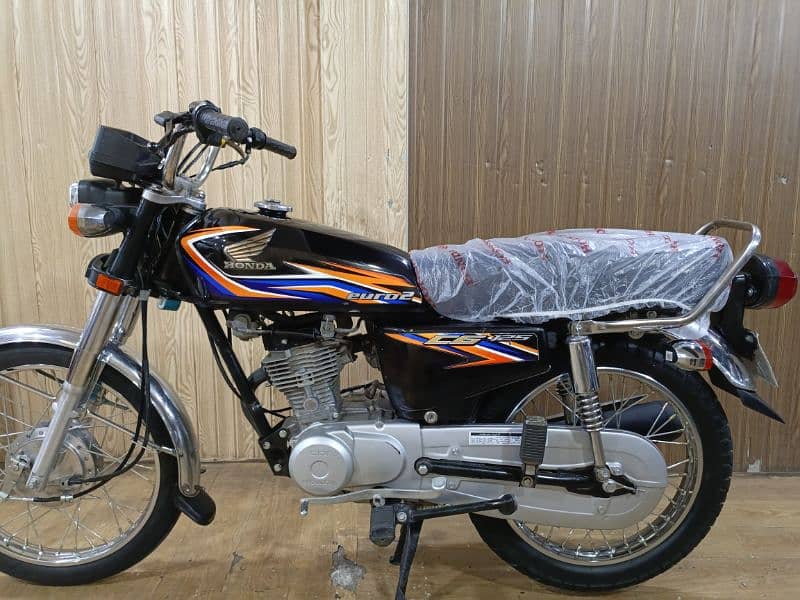 Honda CG 125 2018 Model 7