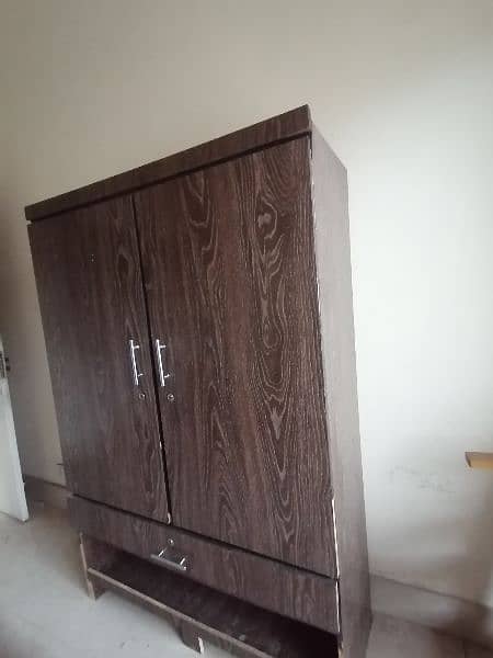 Cupboard / Wardroble for sale 0