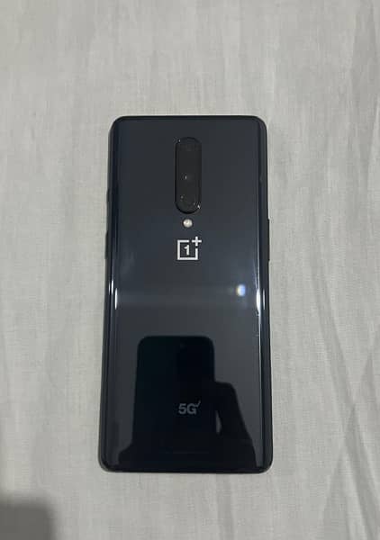 ONEPLUS 8 5G , with charger 0