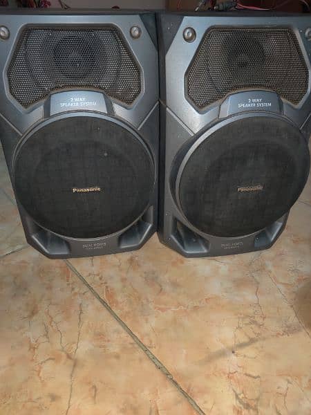 speakers 0