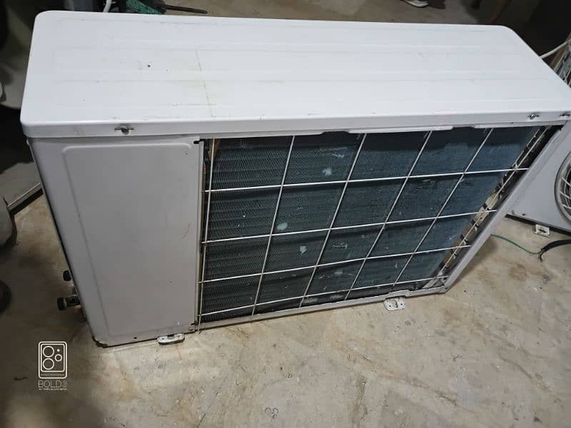 Haier non inverter 1 tone genuine condition without kit 5