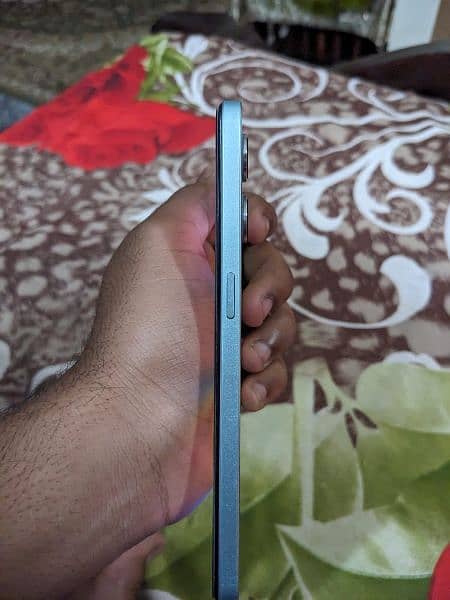 Oppo F21 pro 5G in very good condition 2