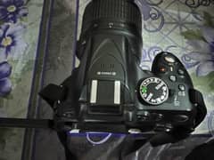 Nikon D5200 camera new condition urgent for sale