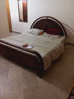 solid shesham wood bed queen size