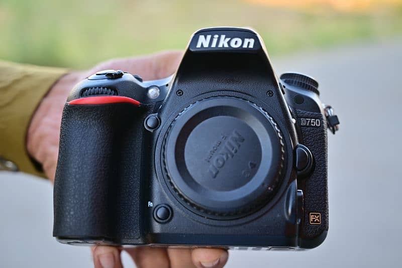 Nikon D750 8
