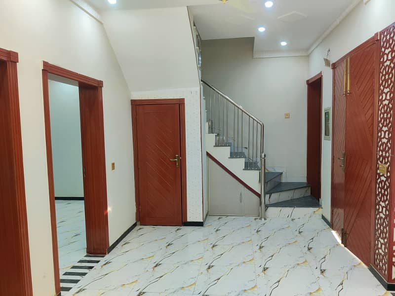 5 Marla Brand New Beautiful House Excellent Location In New Lahore City Phase2 Near To Bahria Town Or Ring Road SL3 6