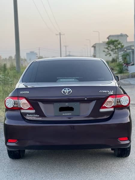 Toyota Corolla GLI 2012/13 3