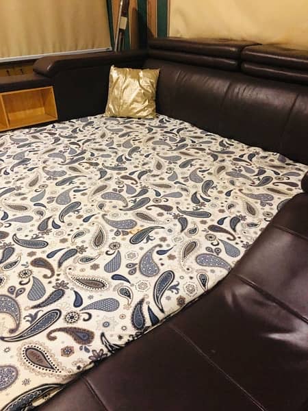 King Size Bed Leather 1