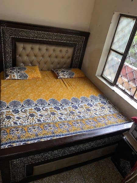 Wooden bed set without matress 4