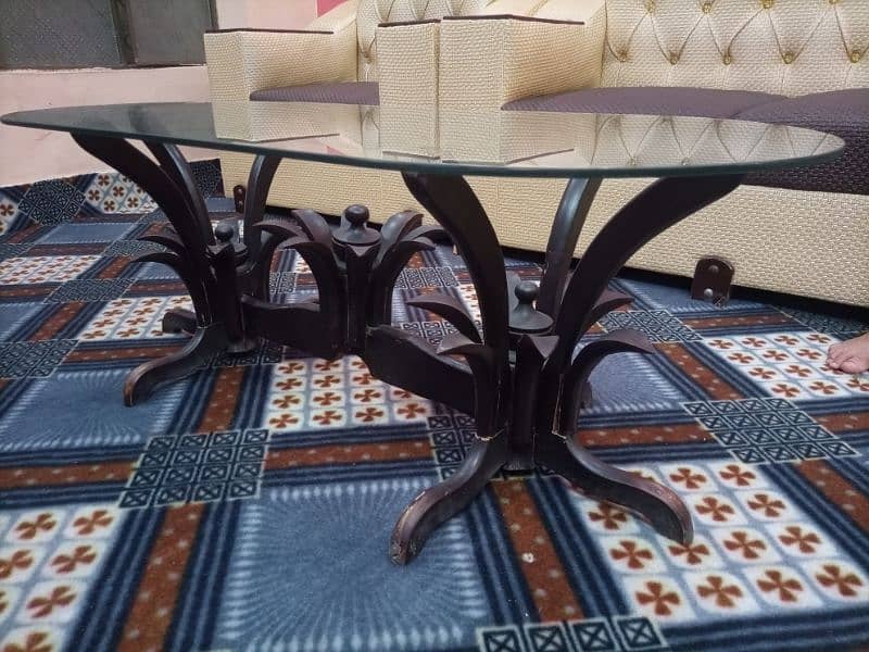 Center Table Urgent for sale , rare use , Better Condition . . 3