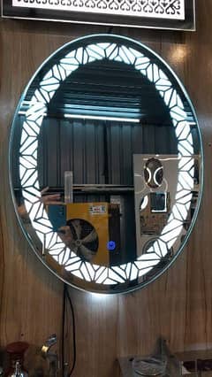 LED LIGHT MIRROR