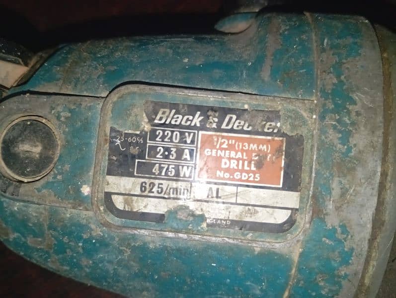 black and decker drill machine 1