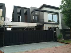 New,1 Kanal 6 Bed 7 Bath, 3 Launges, Luxury House for Rent in Bahria