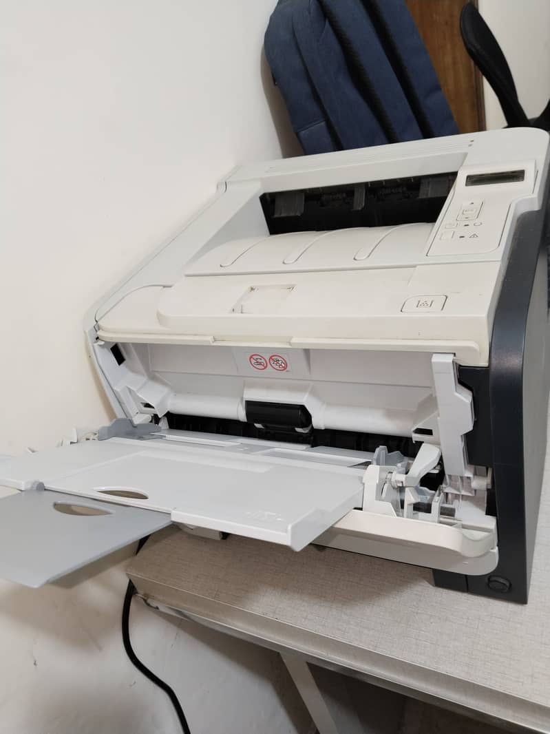 brand new HP LaserJet P2055d Printer for office 4
