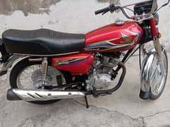 Honda 125 engine total Pak called 03238851499