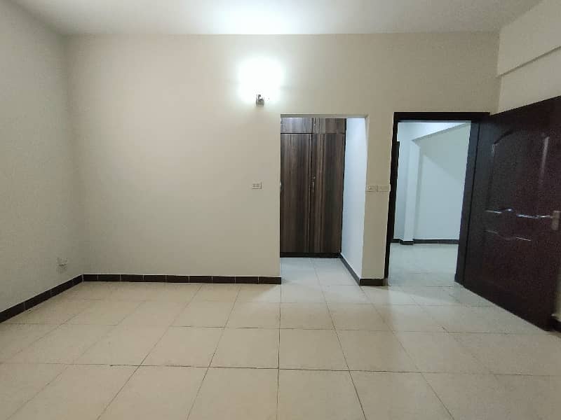 10-Marla 3-Bed Apartment Available For Sale in Askari-10. 14
