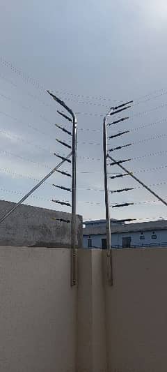 Electric Fencing with Mobile App Razor wire Barbed wire Electric Wire