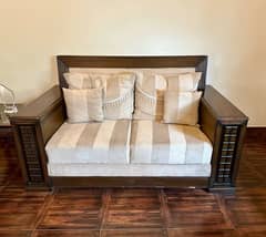 Classic Sofa Set