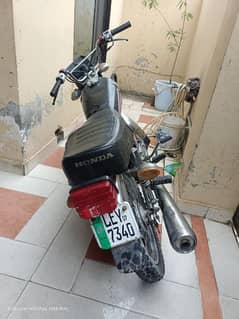 HONDA 125 GOOD CONDATION ONE HAND USE FIRST OWNER FOR SALE
