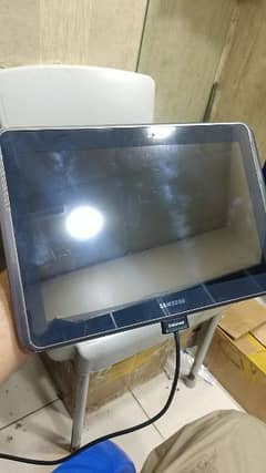 Samsung tablet 3 32 in working condition