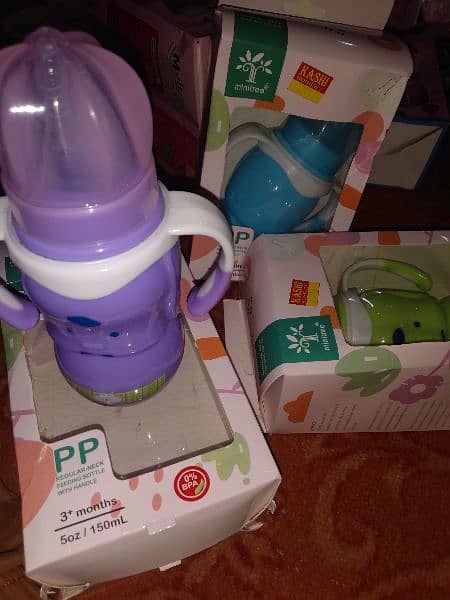 BPA free. 150ml feeding bottle for 3 and 3+ childes 0