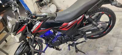 Suzuki GR150 black 2018