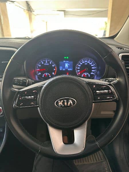 KIA Sportage 2020 AWD top of the line 5