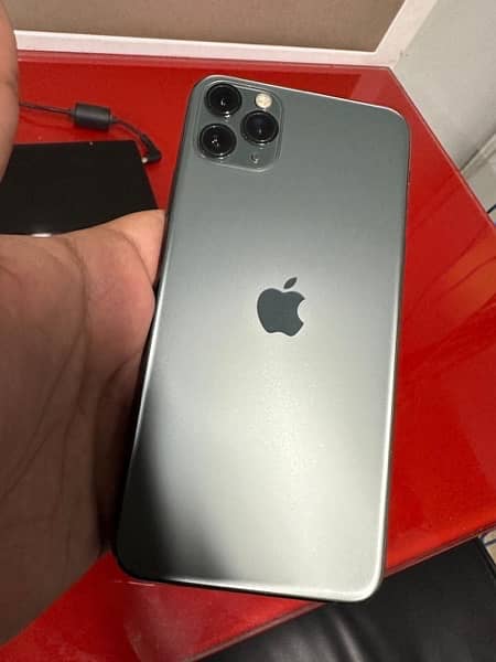 Apple iphone 11 pro max 5