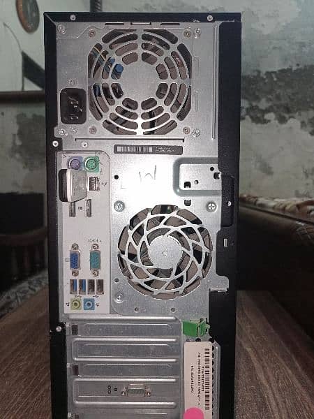 PC (i5 4570) with lcd 1