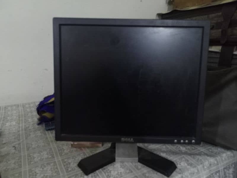 PC (i5 4570) with lcd 3