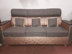 Good Condition sofa set 3+2+1 Cell No 0313 8820297