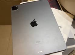 Apple iPad Pro 2021/2022 M1 Chip 256GB Space Gray Colour!