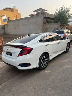 Honda Civic VTi Oriel Prosmatec 2017 registered 18 total original