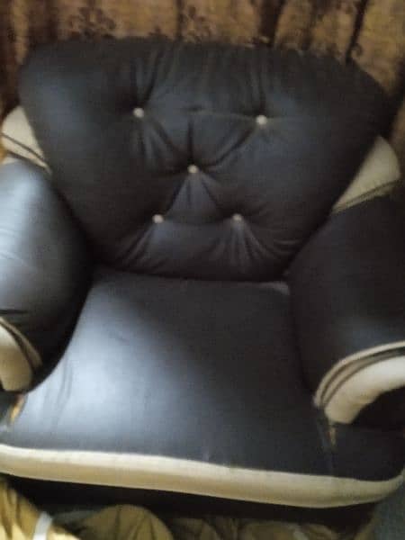 5 seater sofa for saLe 0