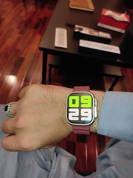 T-900 Smart watch along with 3 straps, charger & box. 0