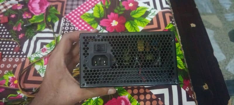 +Xilence 420 watts gaming power supply for sell 2