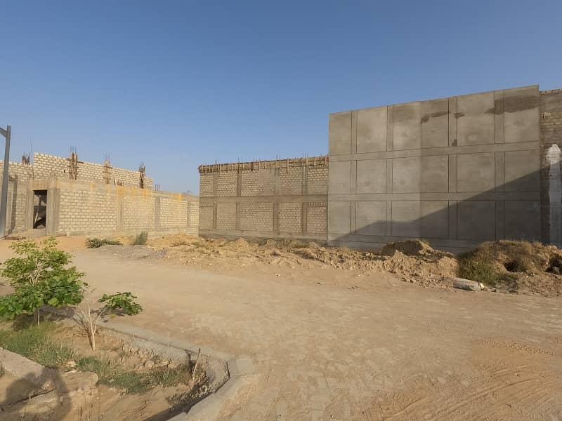 Facing Park Saima Arabian Villas Residential Plot For Sale Sized 120 Square Yards 5