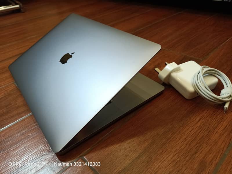 MacBook Pro2019,16"Display,Core i7 4