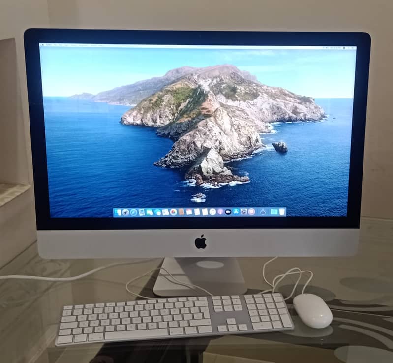 Apple iMac2015 Core i5 21”,16GB Ram,1.02TB Fusion Drive(32GB+1TB) 0