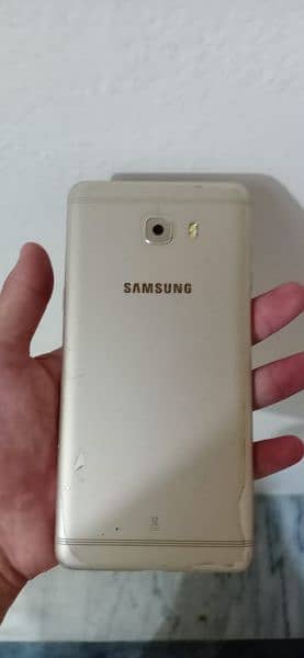Samsung Galaxy C9 Pro/6gb ram/64gb memory 6