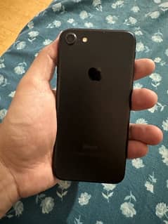 Original Iphone 7 with genuine Box (PTA approved)