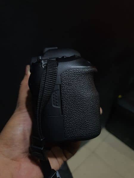 Canon 6D Markii Body Only 3