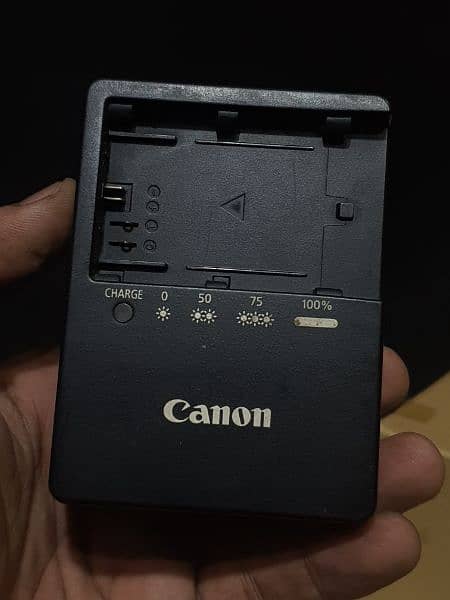 Canon 6D Markii Body Only 9