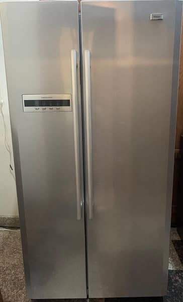 Haier two door side by side 22 cubic feet 0