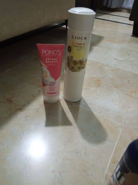 powder perfume and bodyspray facewash 15