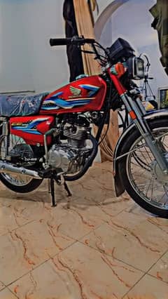 Honda CG 125 Pakistan mashhur bike